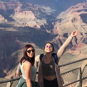 Meet your Posher, Caroline